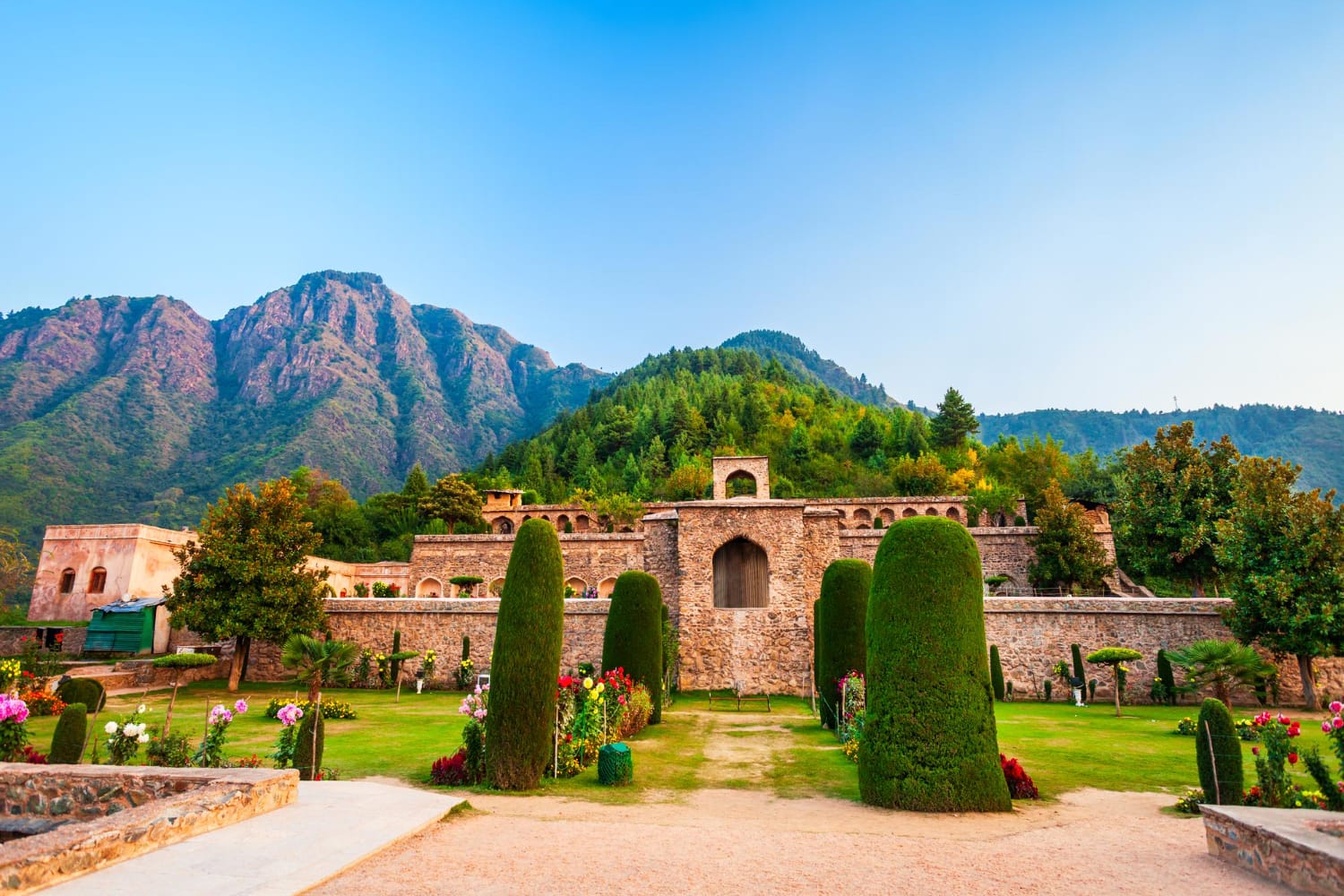 Featured image for Kashmir Heritage Tour: A Journey Through History tour package