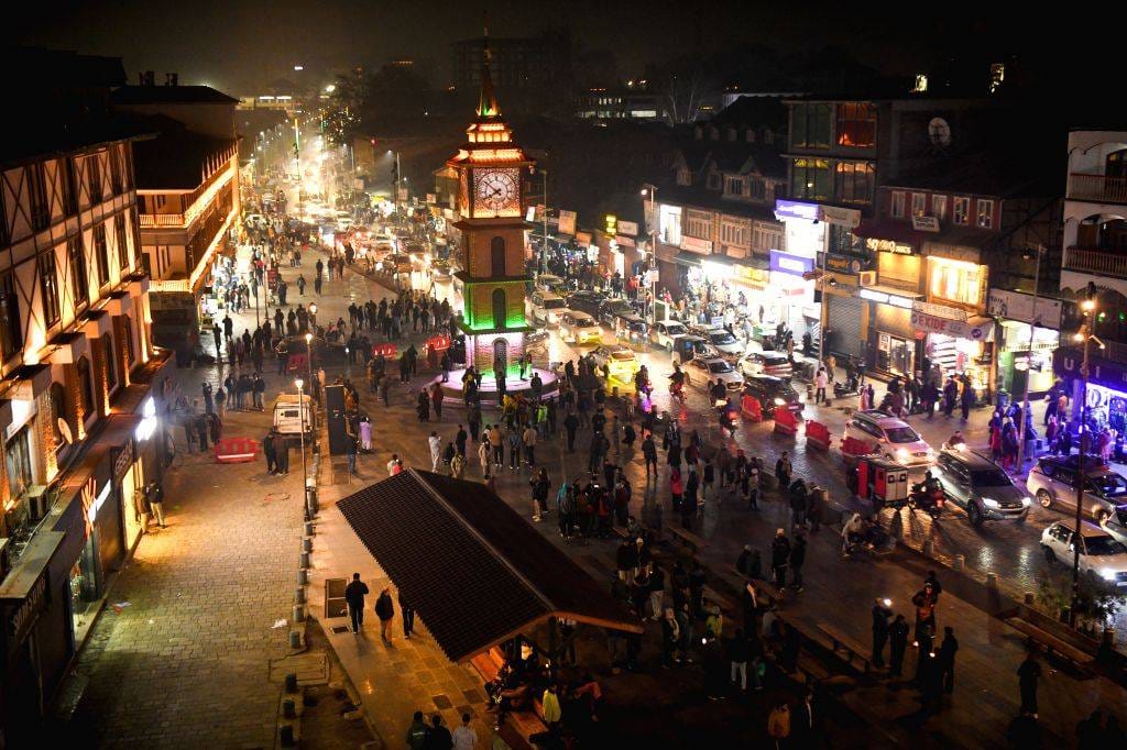 Featured image for The Complete J&K Experience: All J&K Tour tour package