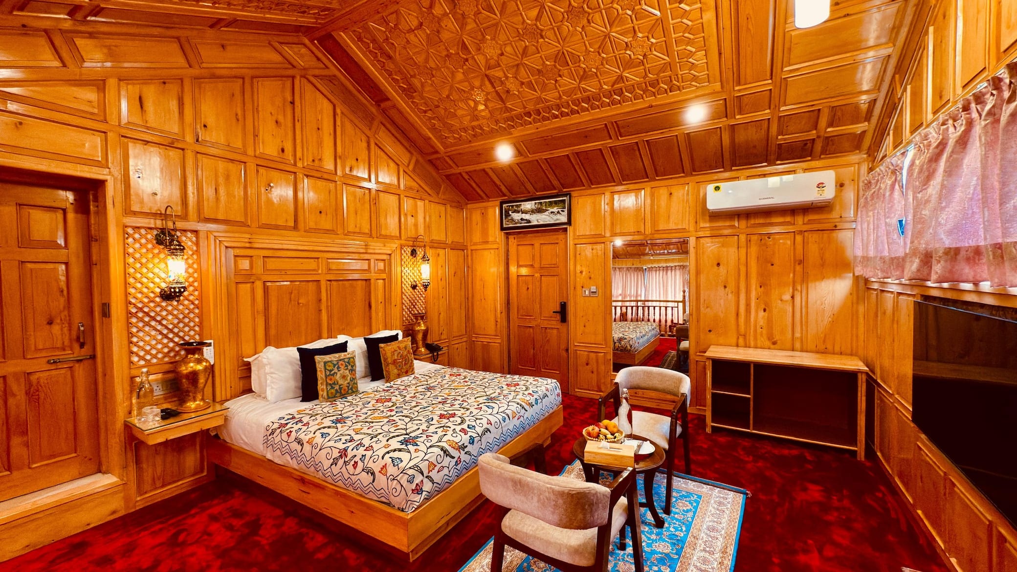 Featured image for Royal Kashmir: Luxury, Leisure & Timeless Beauty tour package